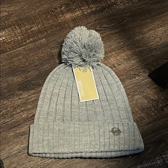 Michael Kors Heather Gray Pom-Pom Beanie - Picture 3 of 3